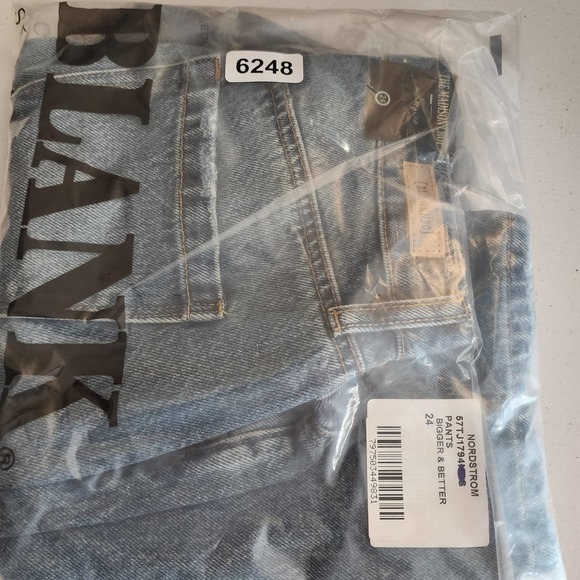 BLANKNYC Madison Ripped Crop Nonstretch Jeans Bigger & Better Sz 24 NWT - Picture 6 of 6